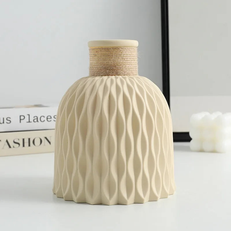 Pineapple Pattern Vase - Ceramic-Style Plastic Flower Arrangement