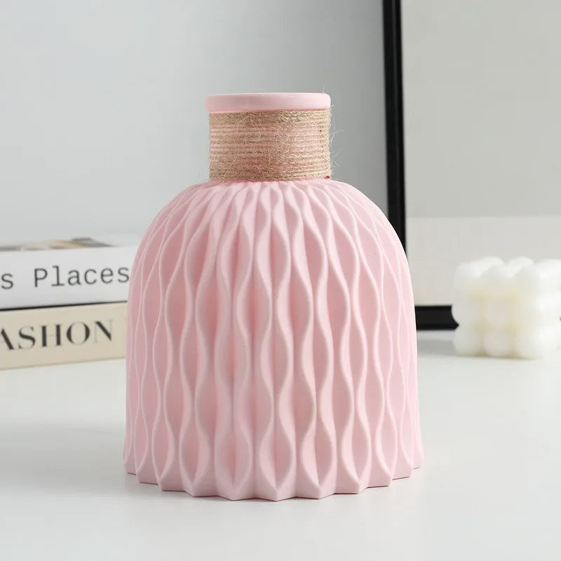 Pineapple Pattern Vase - Ceramic-Style Plastic Flower Arrangement