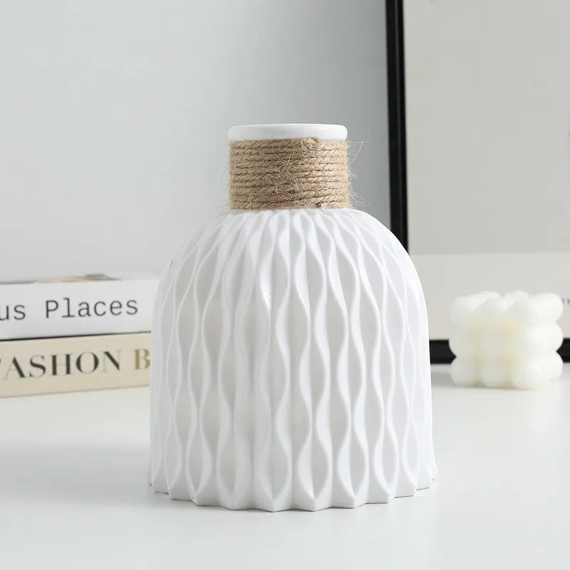 Pineapple Pattern Vase - Ceramic-Style Plastic Flower Arrangement